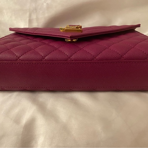 YSL Grain De Poudre triquilt Matelasse ⭐️Holiday Sale ⭐️ - Picture 3 of 11